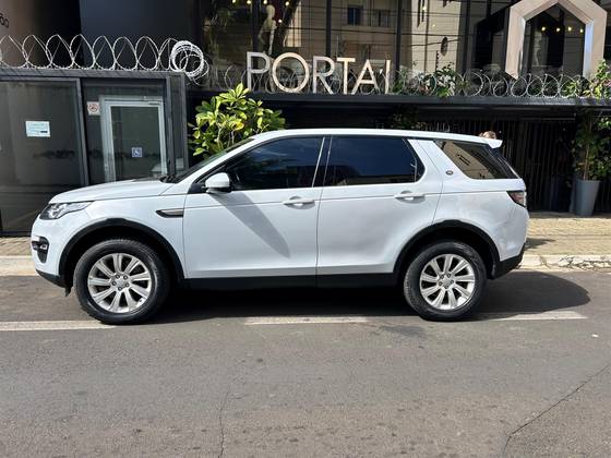 LAND ROVER DISCOVERY SPORT 2.0 D180 TURBO DIESEL SE AUTOMÁTICO